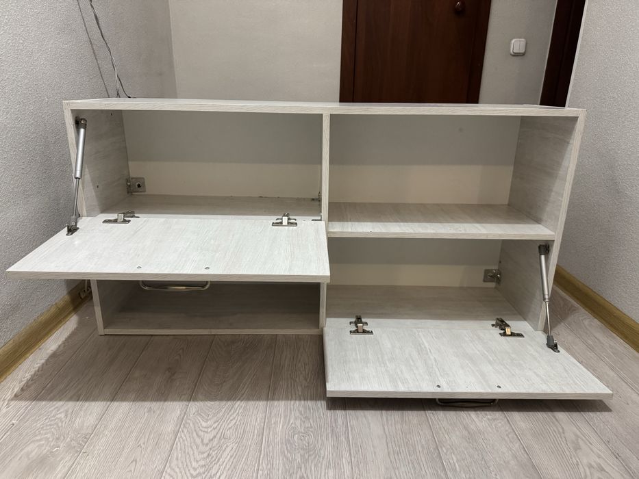 Продаю тумбу для обуви