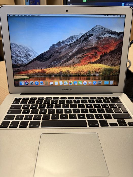 Apple MacBook Air 13’ 2017