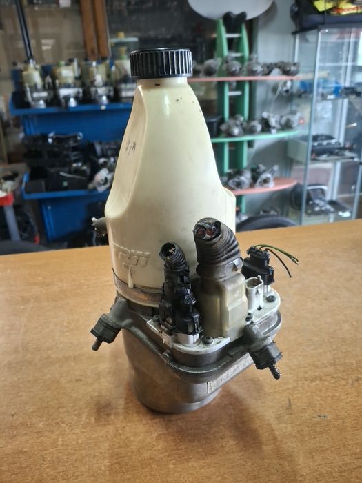 Pompa servo directie Opel Vectra C 1.9 Cdti 2003-2008