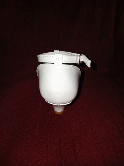 Из Америки, босоножки бренда"Olivia K"