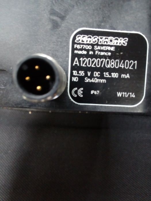 vand senzor de proximitate senstronic