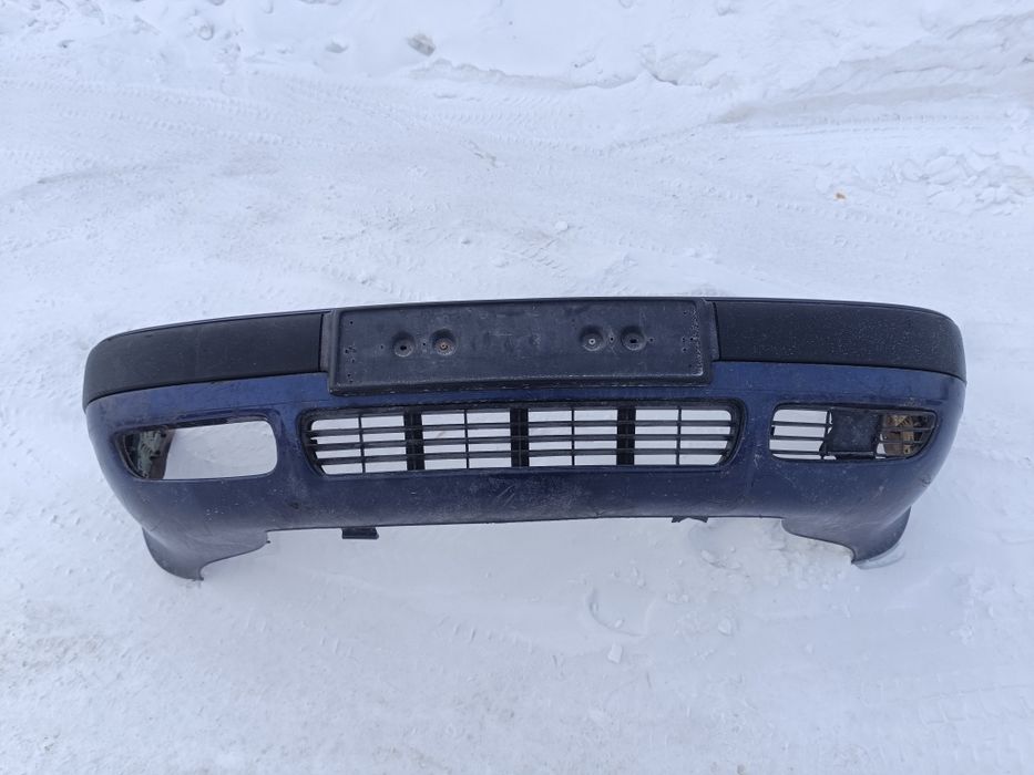 Передний бампер Ауди 80 Б4