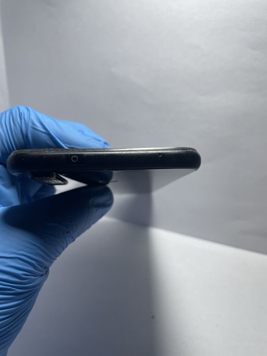 Продам редми нот 8