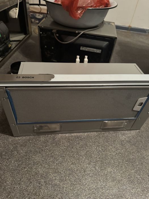 Вытяжка от компании BOSCH