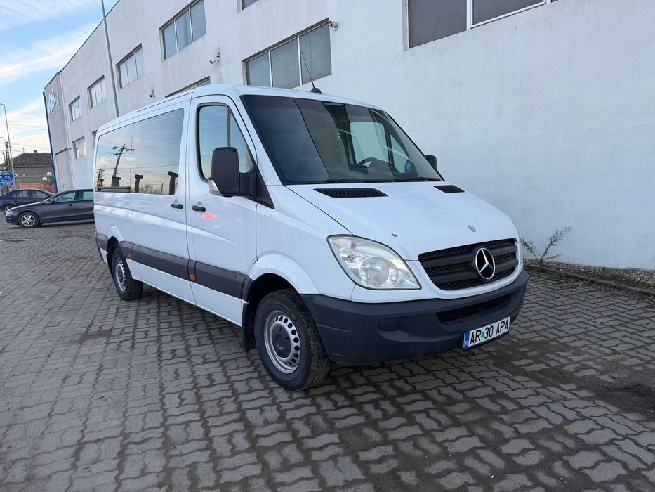 Mercedes Sprinter 2.2 Diesel 2010 cu 8+1 locuri Inmatriculat Ro