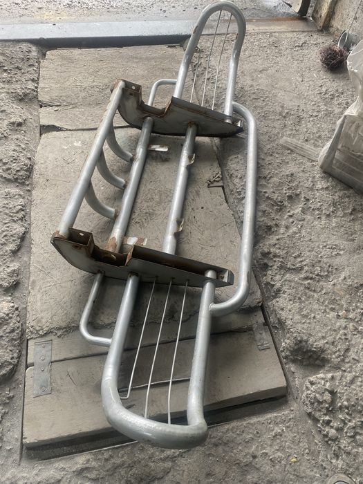 Кенгурятник на ниву