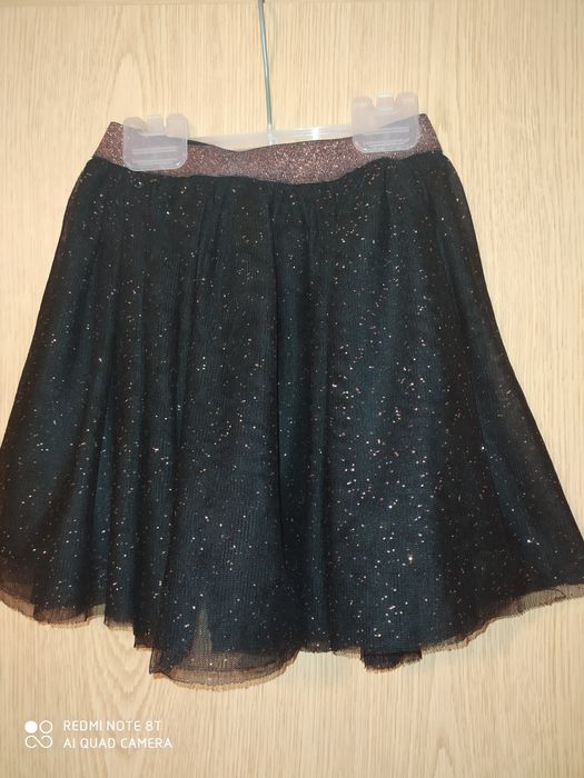 Fusta tulle cu sclipici 5-6 ani