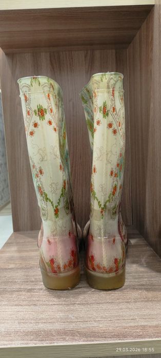 Продам сапоги женские