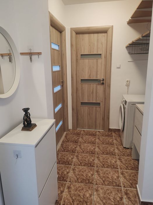 Ofer spre închiriere apartament 2 camere Brașov (zona Astra)