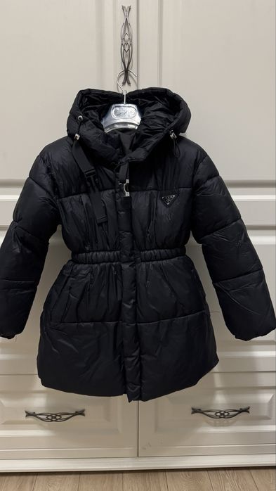 Продам куртки детские