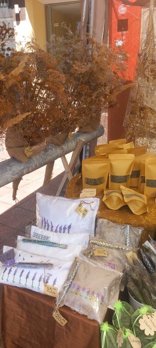 Букети бутикови от сухи цветя