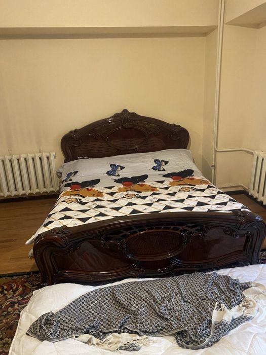 Спальный гарнитур (импорт)