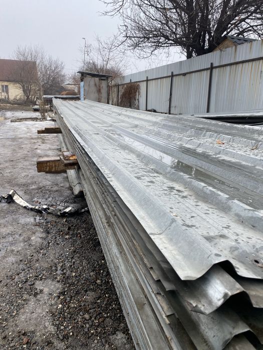 Продам листы длина 9 метров