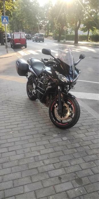 Yamaha FZ6 Fazer 600