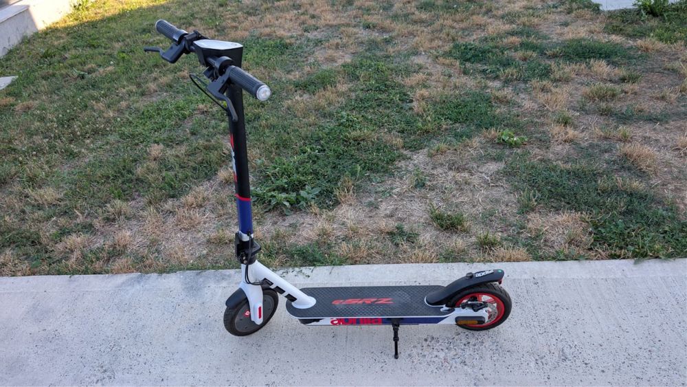 Trotineta electrica Aprilia