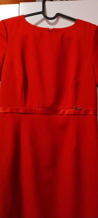 Дамска официална  рокля червена  S-M