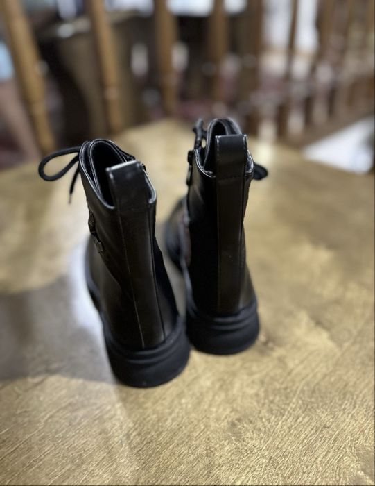 Ботинки детские новые