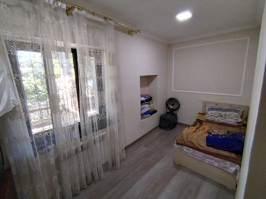 Продаётся дом - 1.8 сотки. Срочно