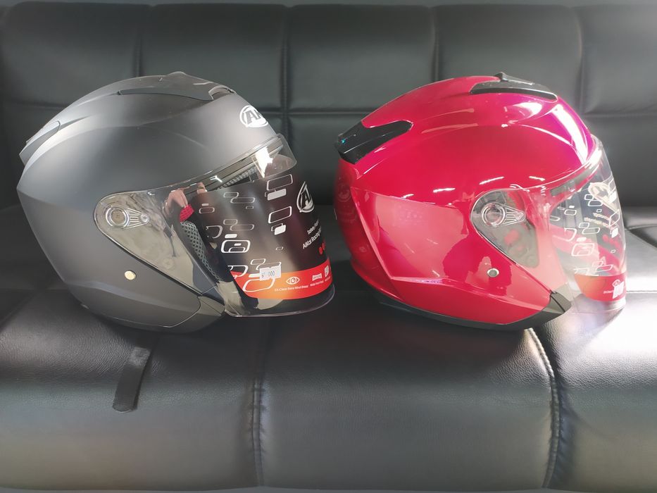 Новые, Мотошлемы и Каски "Три Четверти". Разные расцветки и размеры!