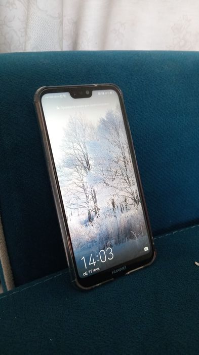Продам Huawei p20 lite