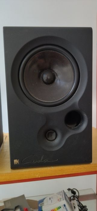 Продавам колони Phillips и KEF