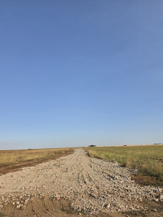 Loturi  440m intravilan com Berceni utilități