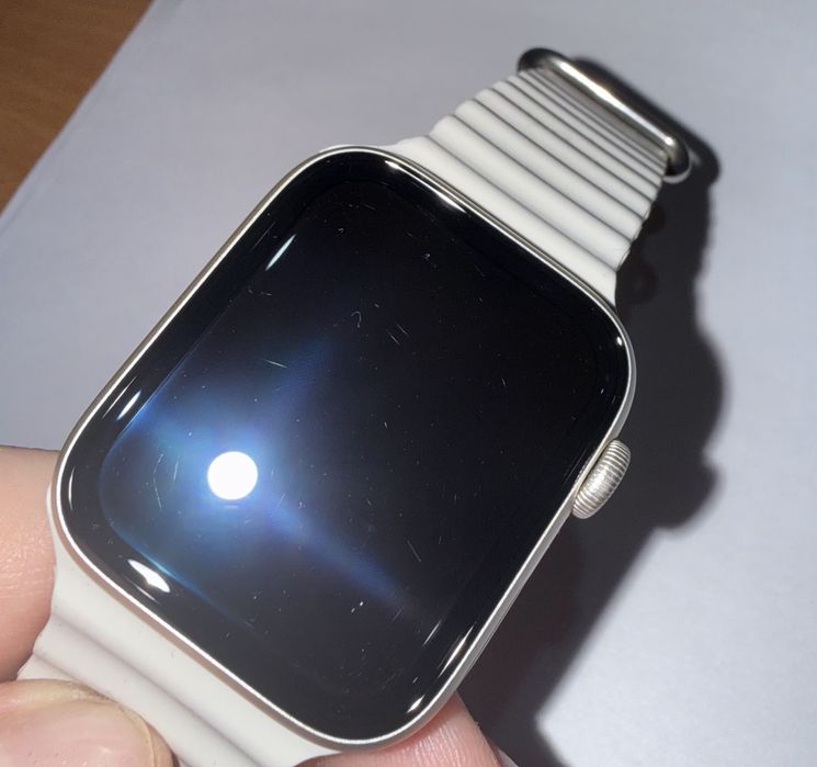 Продам apple watch SE 2