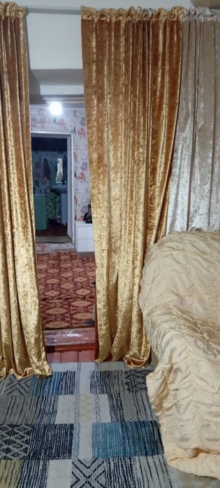 Продам очень теплый дом , хоз постройки , огород ,