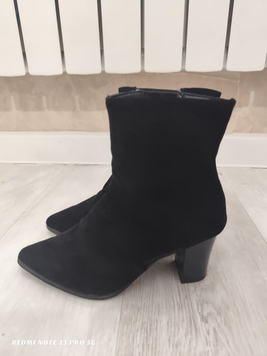 Замшевые сапоги женские зимний 37размер маломерит