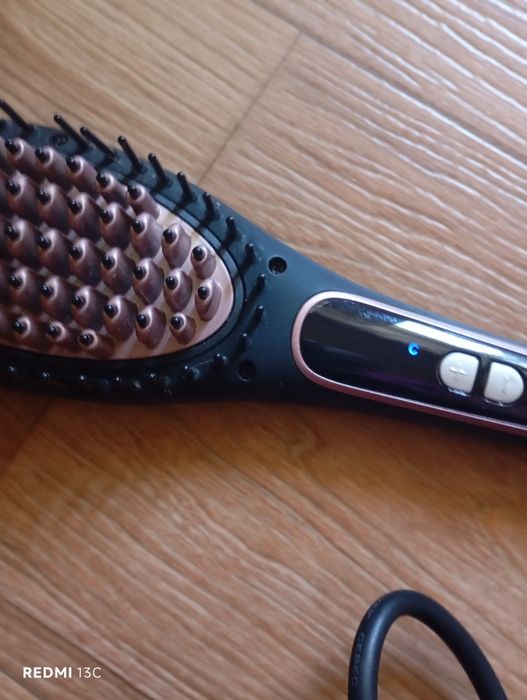 Perie și ondulator pentru par