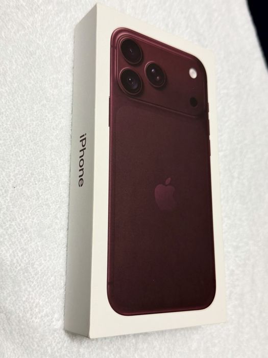 Iphone 18 Pro Max 256 GB, Burgundy, nou, sigiliat cu factura Altex