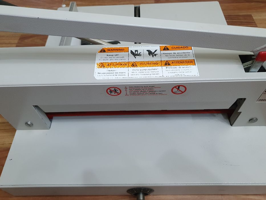 Гильотина ideal 3905.( Резак)