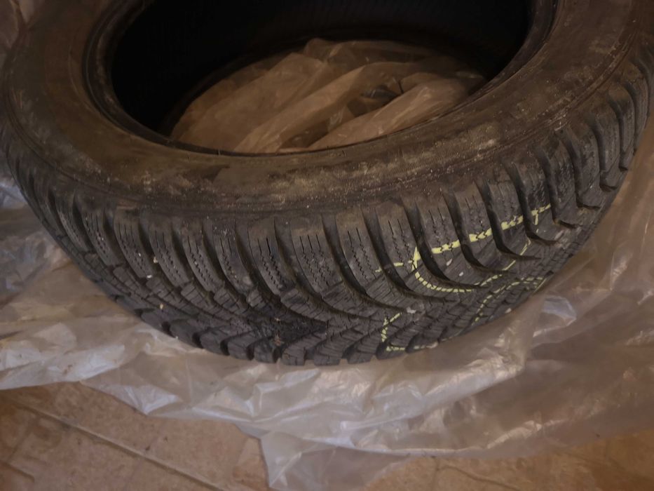 Cauciucuri de iarnă 195/55 R16 hankook