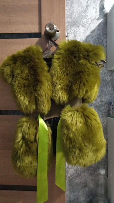 Продам детские куртки