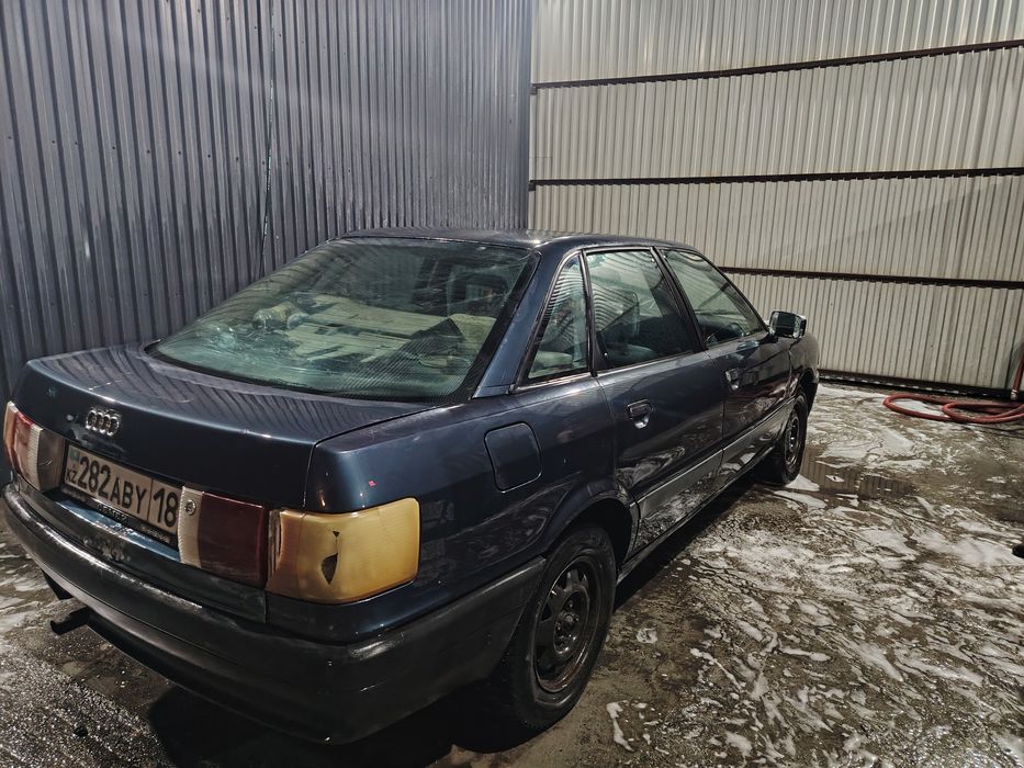 Продам Ауди б3 .