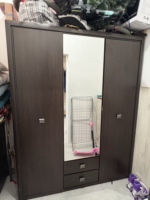 Шкаф и комод вместе