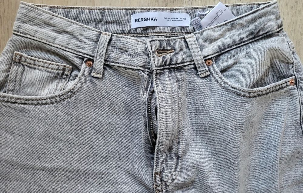 Дамски дънки Бершка размер 36 -38