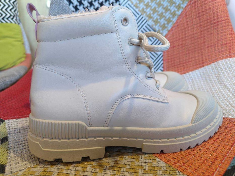 Детски обувки 34 за момиче, ботуши, боти, сникърси, апрески, джапанки