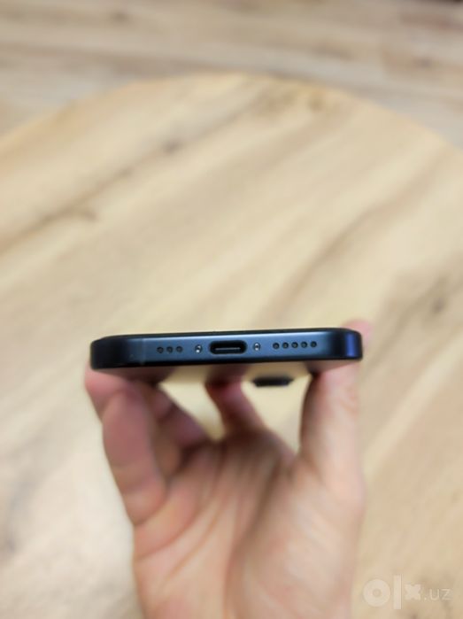 Продается срочно Iphone 16 512 gb black