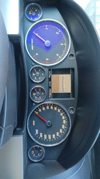 VOLKSWAGEN Touareg 2005 — imagine 4