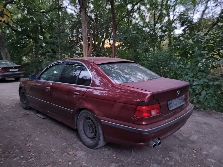 На Части: BMW E39 520I