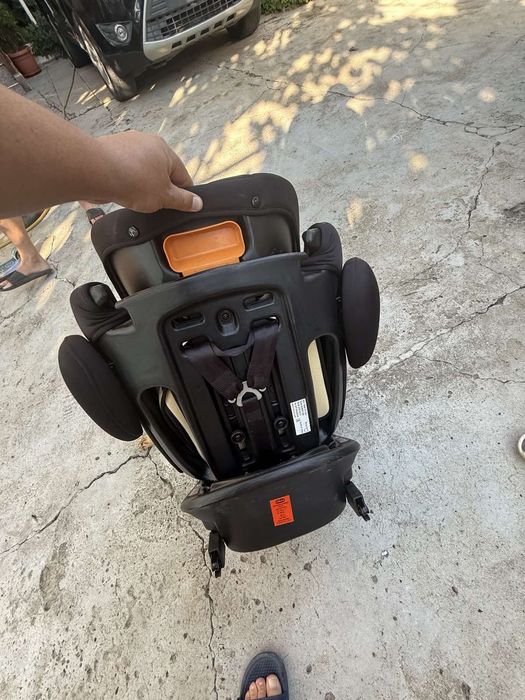 Децко столче chicco столчето се върти на 360°