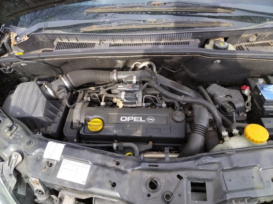 На части Опел Мерива 1.7