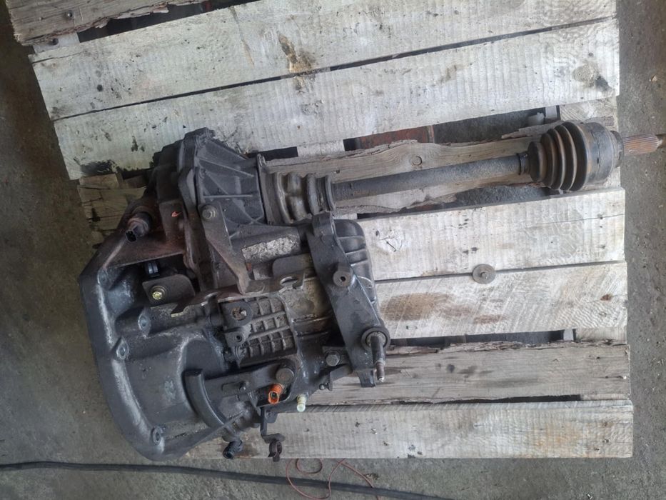 6 степенна скоростна кутия от рено трафик 1.9 дци