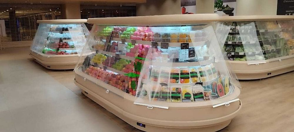 Vitrina refrigerare PROMO / NOU / Profesional / 364 cm L x 180 cm l