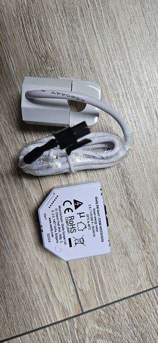 Shelly Gen EM3 0-80A  cu doua cleme de consum