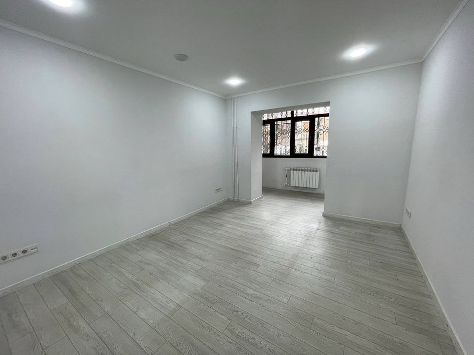 Аренда под кофейню, офис, Ц-12, Лабзак, 133 кв.м! Первая линия! V1