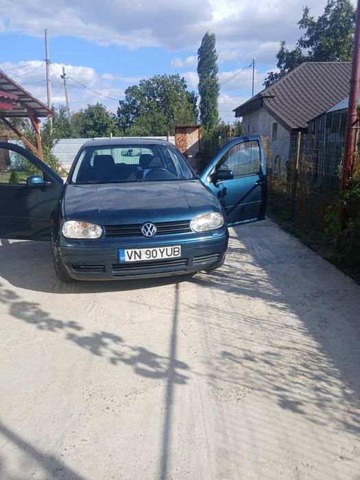 Golf 4, 1.6 din 2003