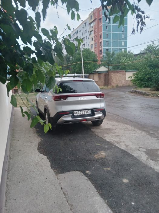 Продаю Kia sonet 2025
