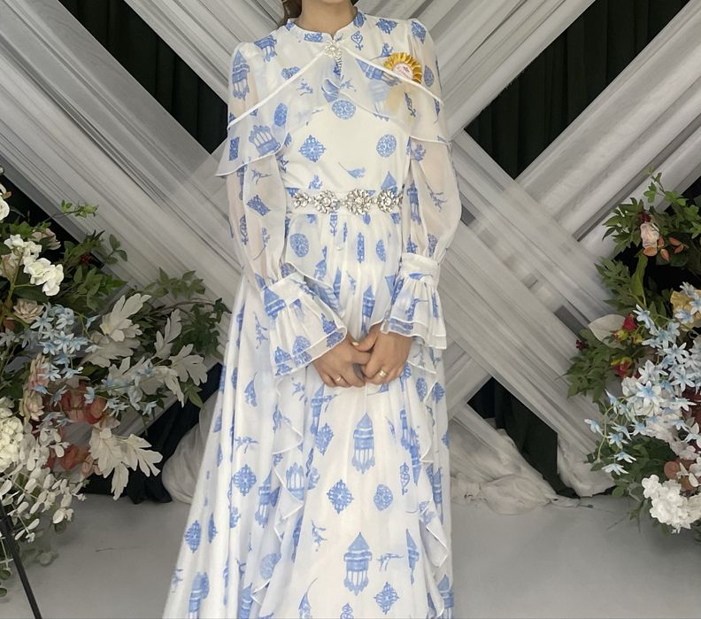 Продаю платье очень красивое